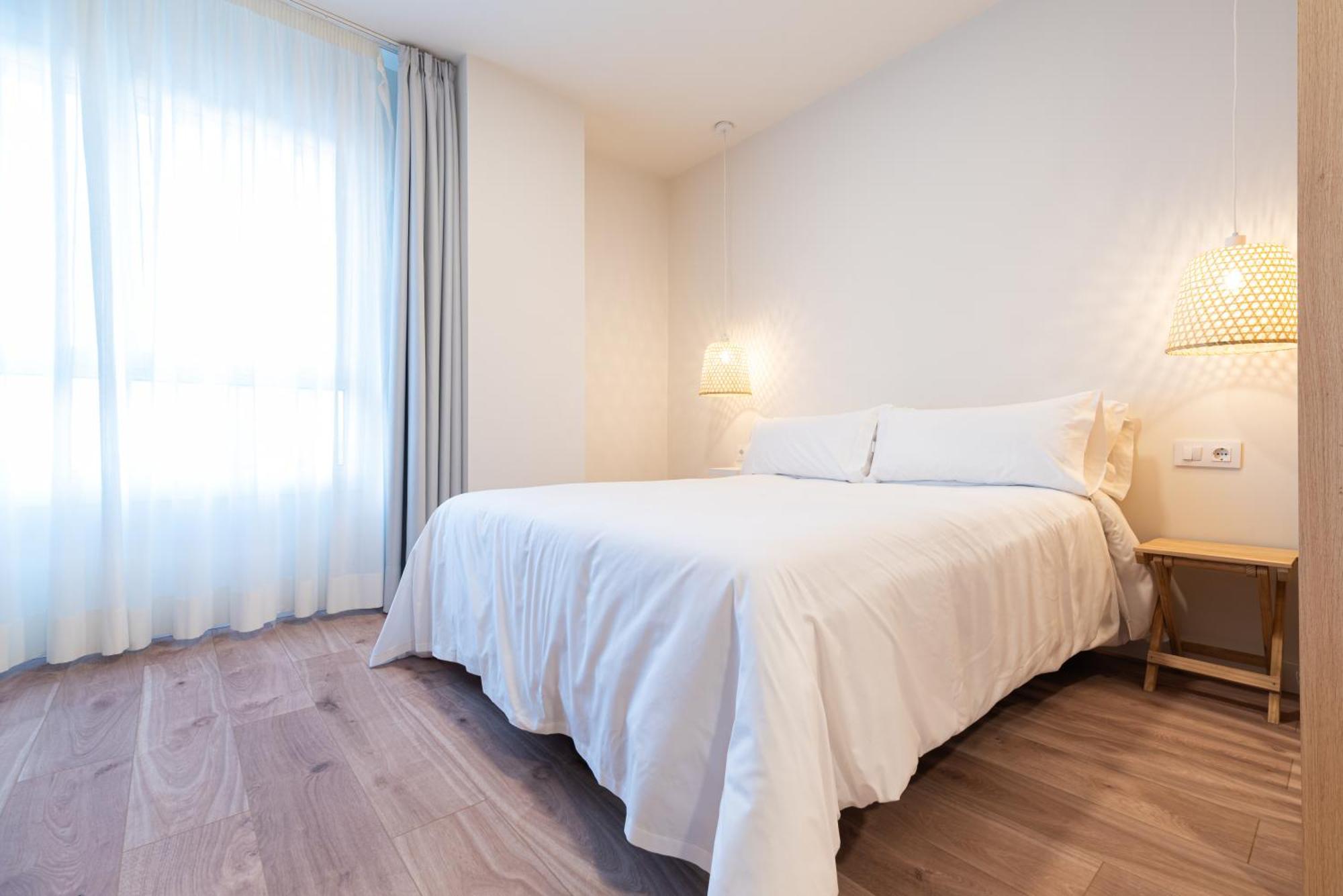 Apartamentos Turisticos Fatima, En El Centro De Vigo Exterior foto