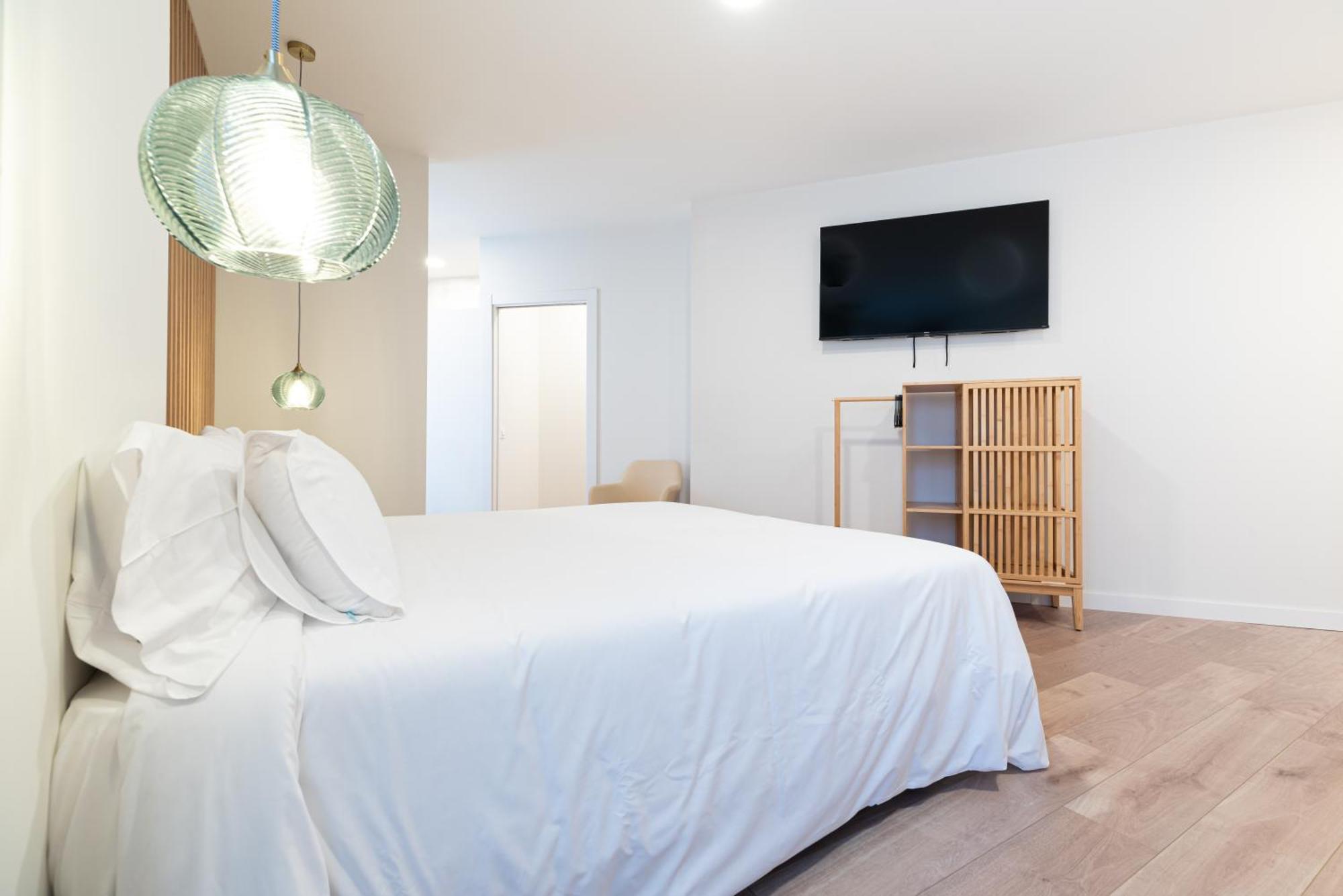 Apartamentos Turisticos Fatima, En El Centro De Vigo Exterior foto