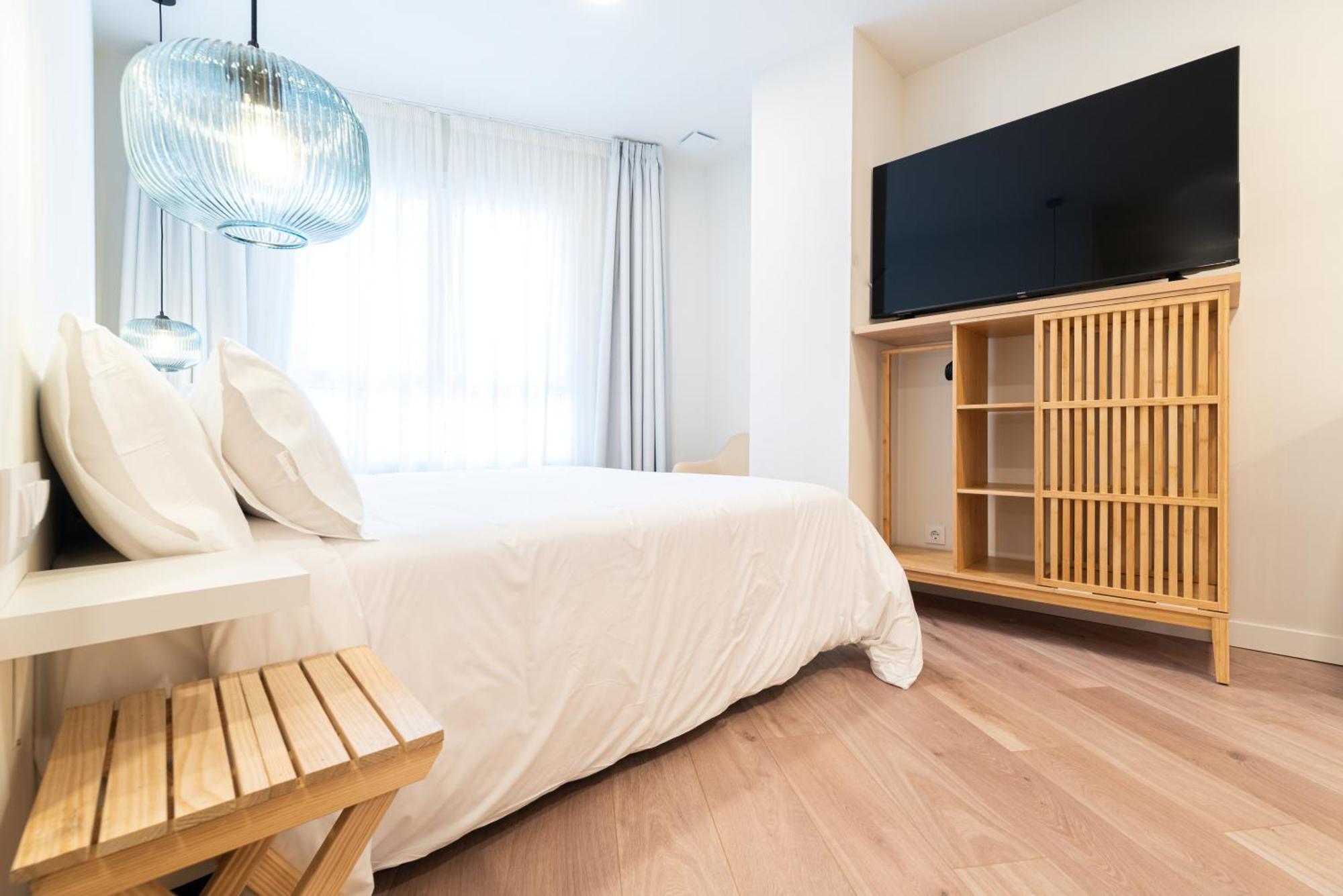 Apartamentos Turisticos Fatima, En El Centro De Vigo Exterior foto